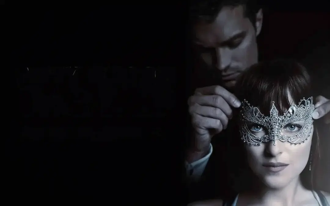 “spank”究竟是一种什么样的体验?它为何在字母圈中广受欢迎? 一