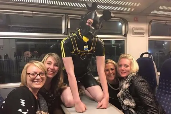 K9在BDSM文化中代表着什么?揭秘犬玩角色扮演的独特魅力与实践技巧! 一